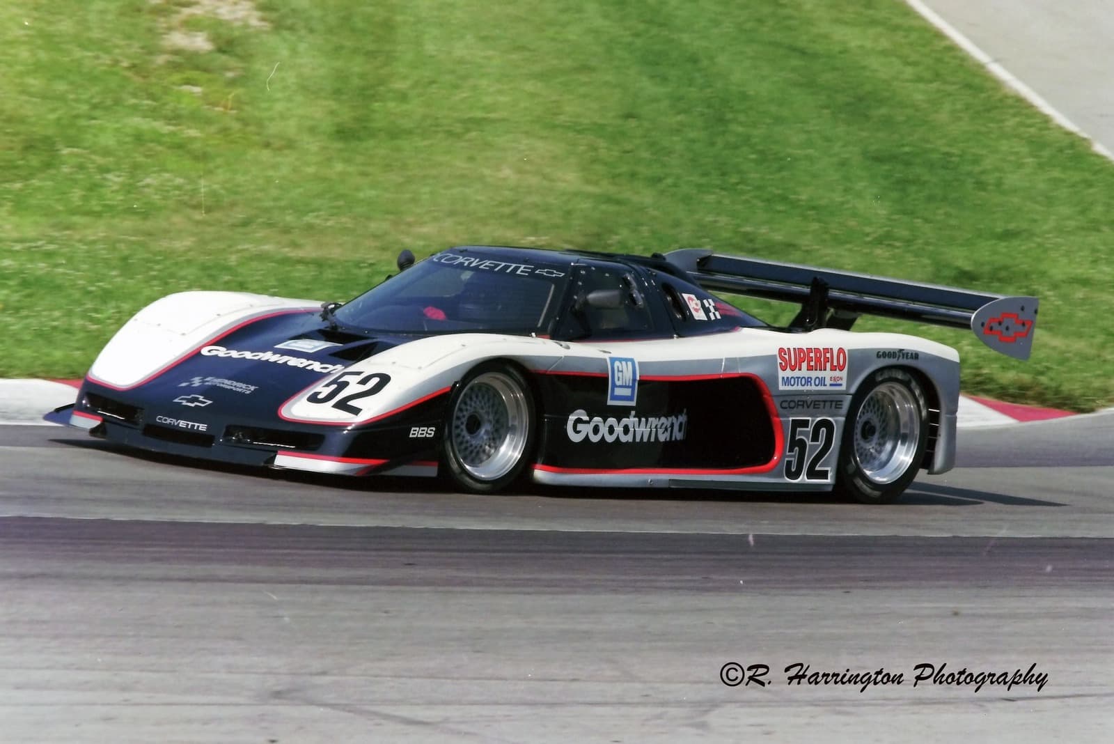 Photograph of Chevrolet Corvette — Chassis 8610-01